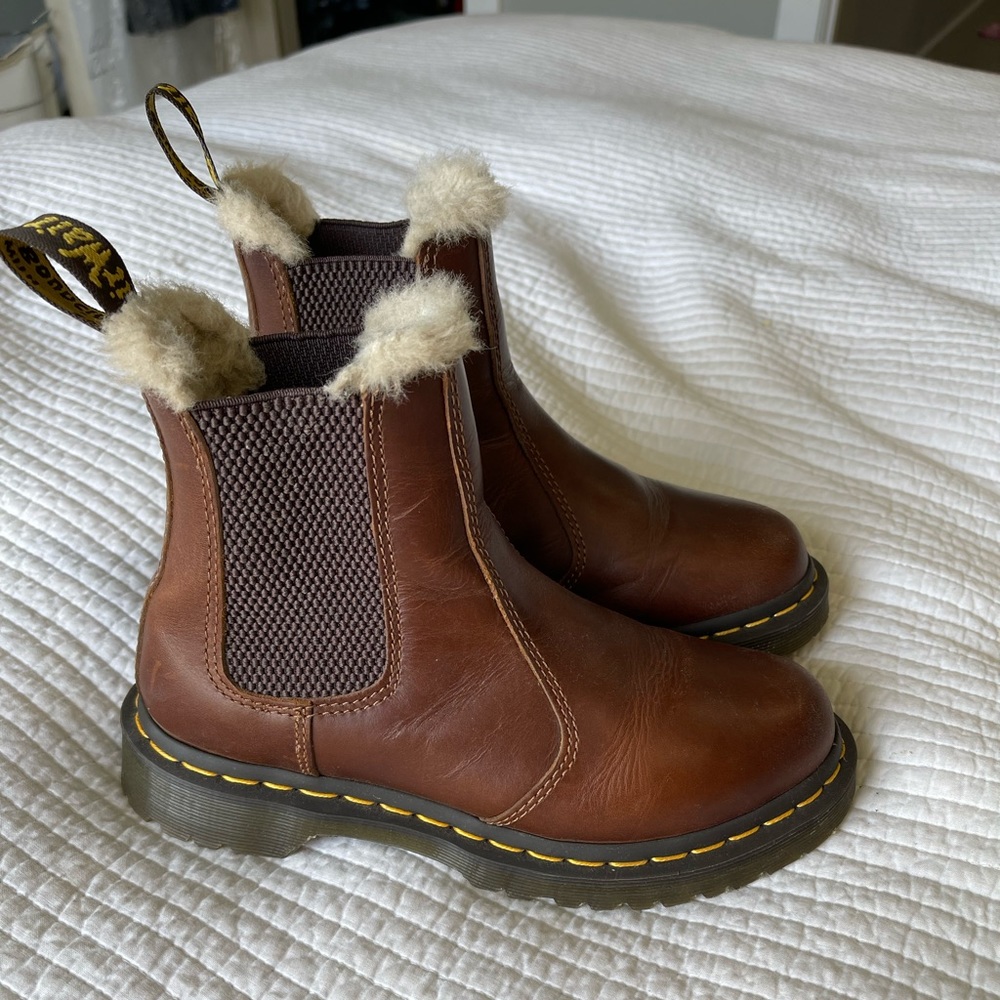 Doc Marten 2976 Chelsea Lenore boot